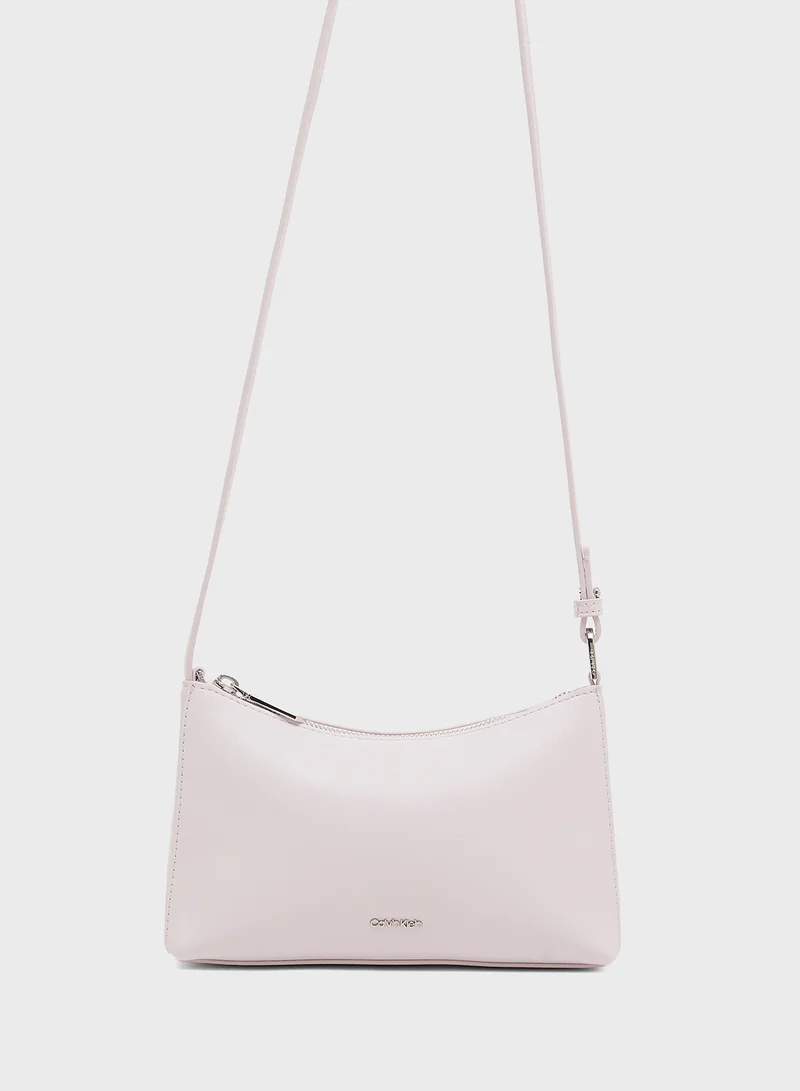 كالفن كلاين Logo Crossbody Bag