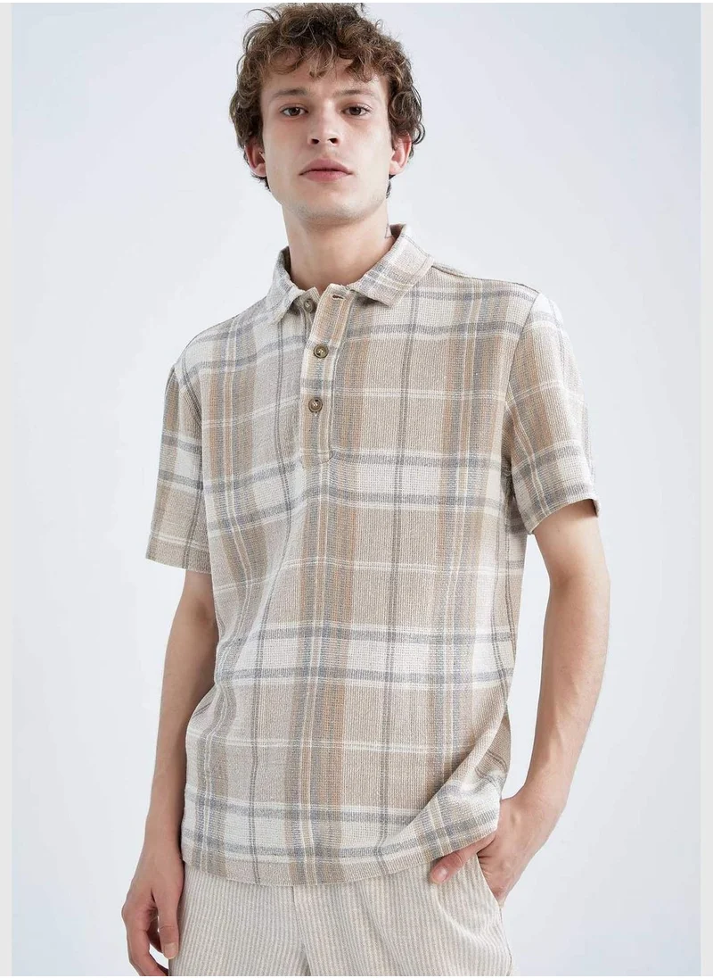 ديفاكتو Regular Fit Short Sleeve Check Print Shirt