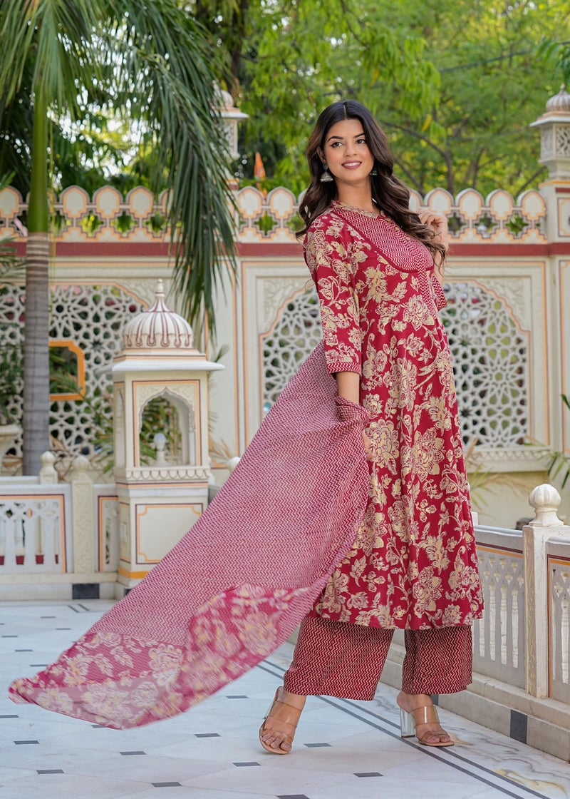 Yash Gallery Women's Polyester Calf Length Regular Fitted 3/4th Sleeve Floral Printed Anarkali Kurta Set with Zig-Zag Printed Pant & Dupatta (Maroon, XXL) - Image 2