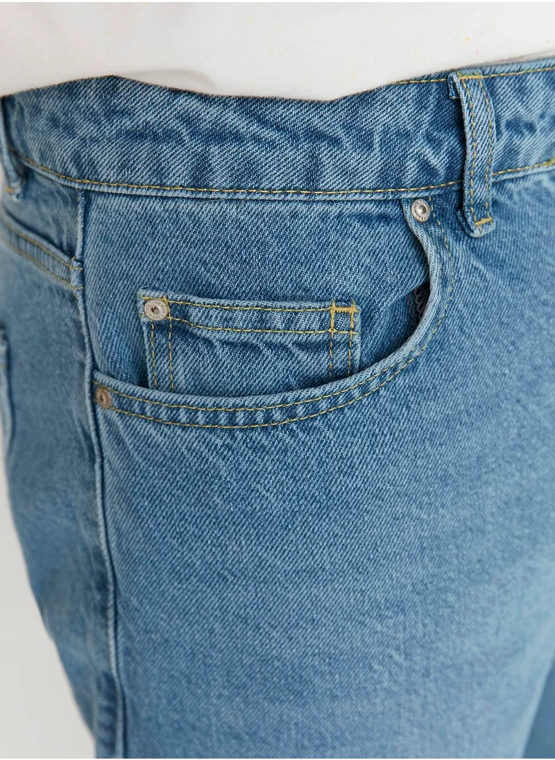 trendyol Light Wash Straight Fit Jeans