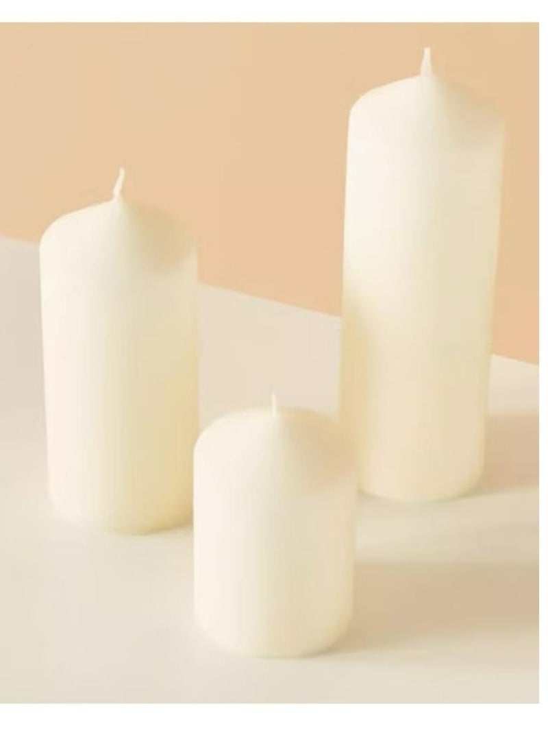 فاميلي طقم شموع عمودية من 3 قطع غير معطرة - Image 2