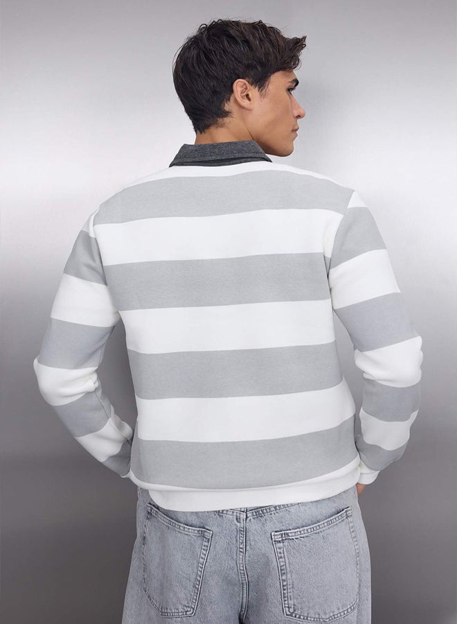 trendyol Ecru Regular/Normal Cut Polo Collar Striped Polar Fleece Inside Cotton Sweatshirt - Image 4