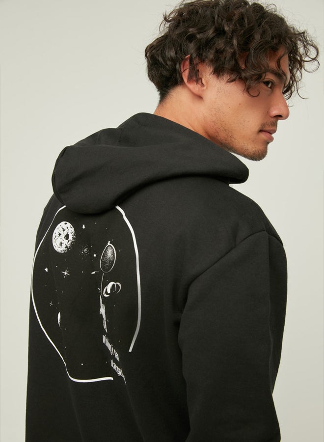trendyol Black Regular/Normal Cut Hooded Space Printed Sweatshirt - Image 4