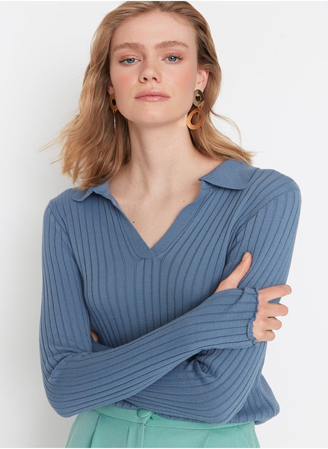 trendyol Indigo Sleeve Detailed Polo Neck Knitwear Sweater TWOAW21KZ1113  - Image 2