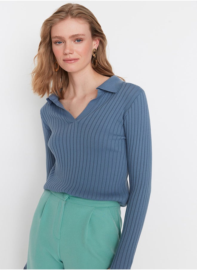 trendyol Indigo Sleeve Detailed Polo Neck Knitwear Sweater TWOAW21KZ1113  - Image 3