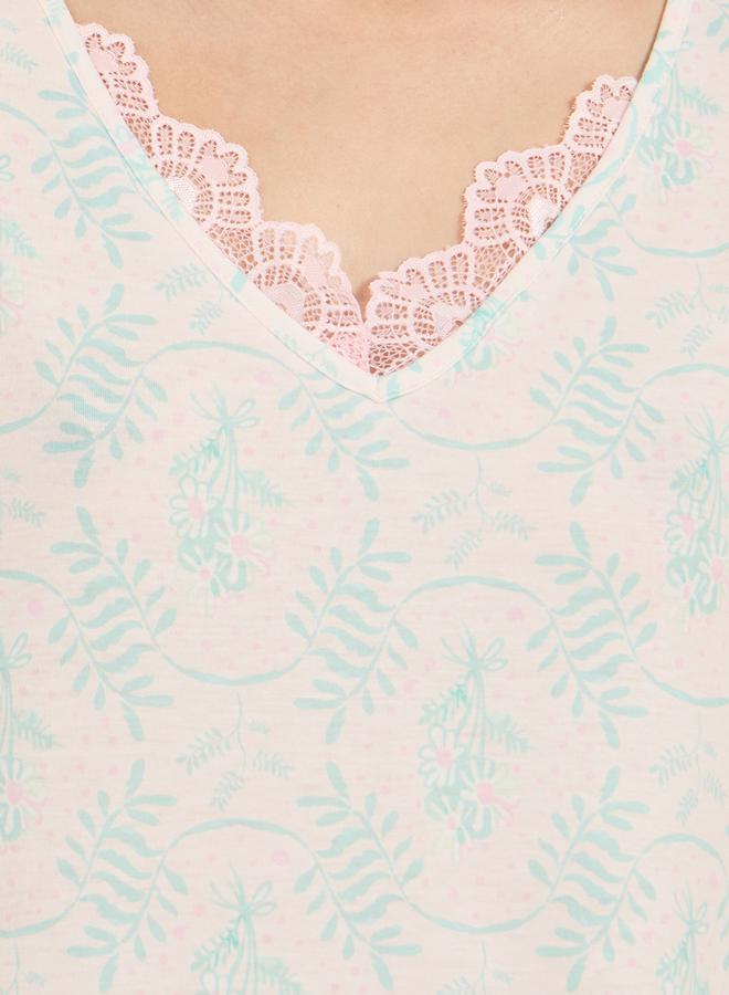 Styli Scallop Lace Trim V Neck Floral Print Sleep T-Shirt Dress  - Image 3