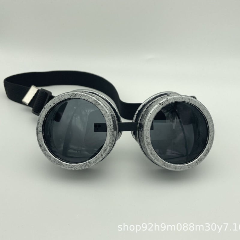 Retro Round Steampunk Sunglasses - Image 4