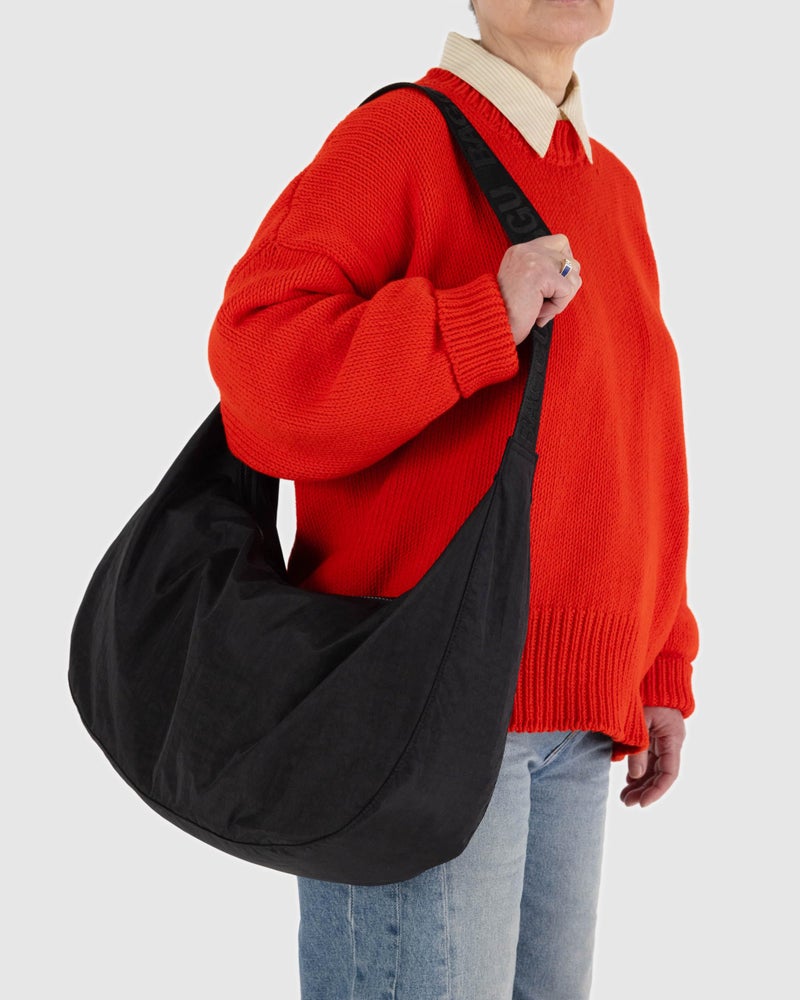 BAGGU حقيبة هلال نايلون كبيرة مع حبل مفاتيح - أسود - Image 2