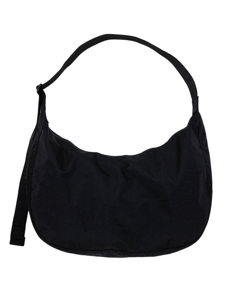 BAGGU حقيبة هلال نايلون كبيرة مع حبل مفاتيح - أسود - Image 1
