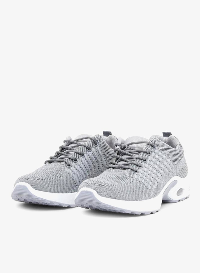 ستايلي اكتيف ستيلي سنيكرز برباط وجزء علوي محبوك - Image 2