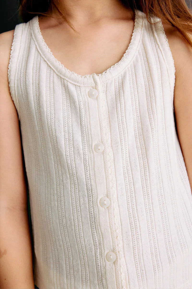 اتش اند ام فيست من الجيرسيه بثقوب