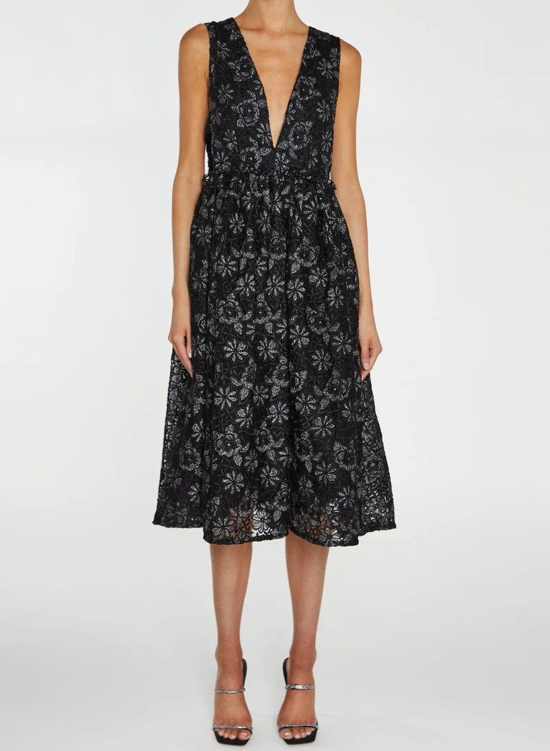 ترو ديكادينس Sloane Black Plunging Neckline Skater Midi-Dress