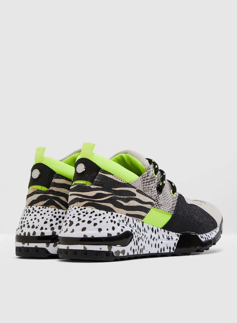 STEVE MADDEN Cliff Low Top Sneaker