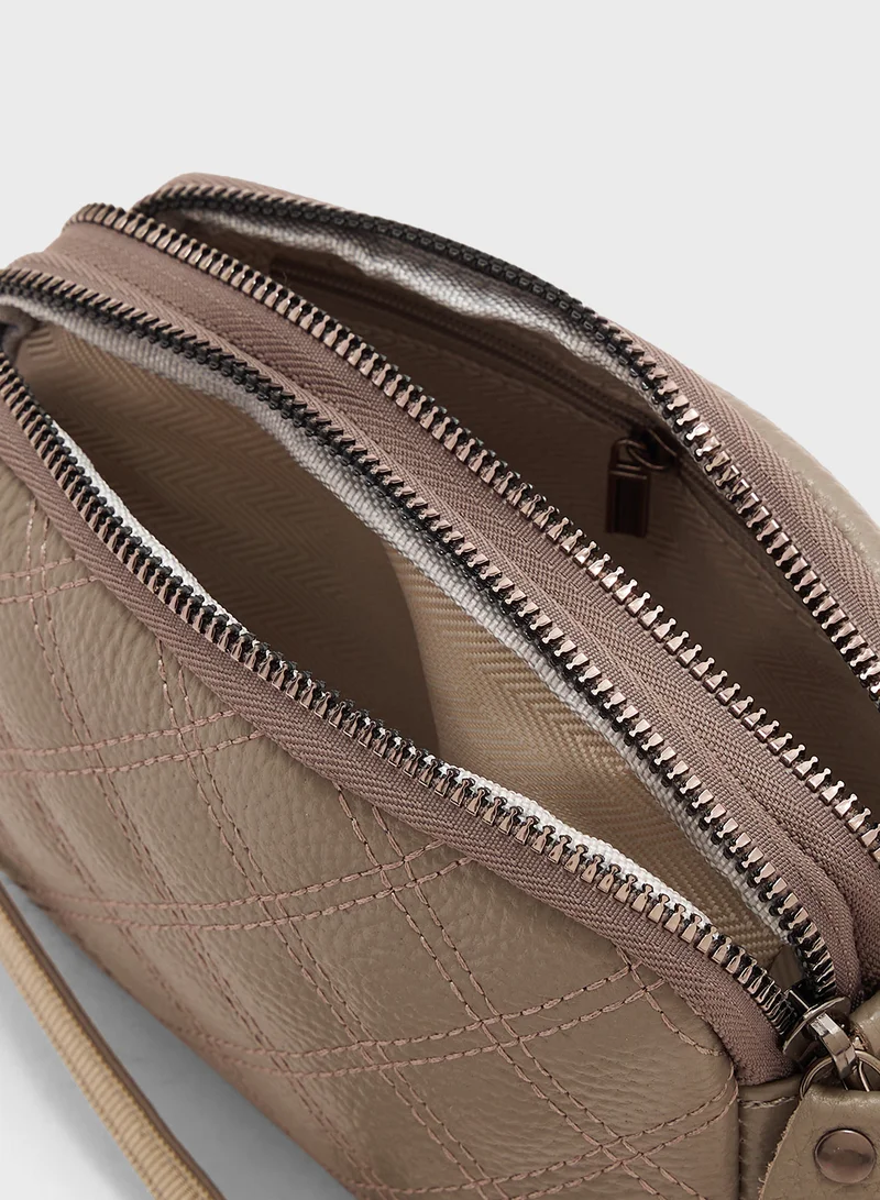 ELLA Quilted Classic Crossbody