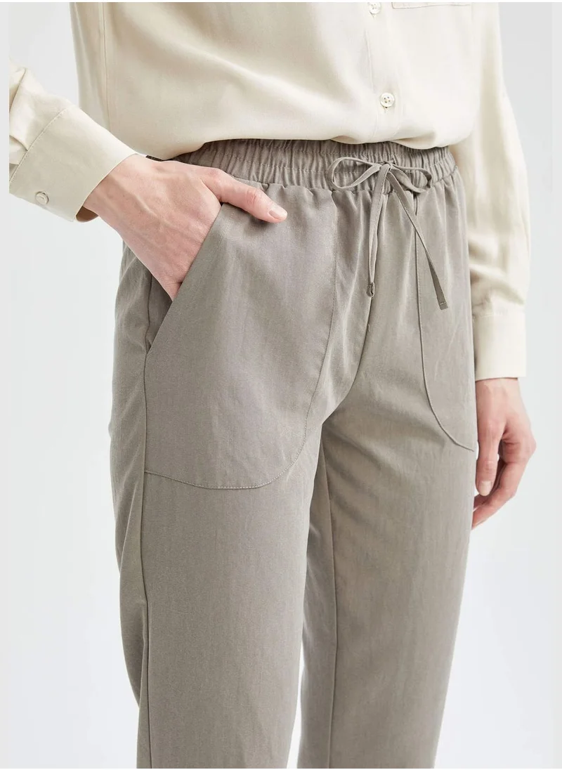 DeFacto Woman Regular Fit Woven Trousers