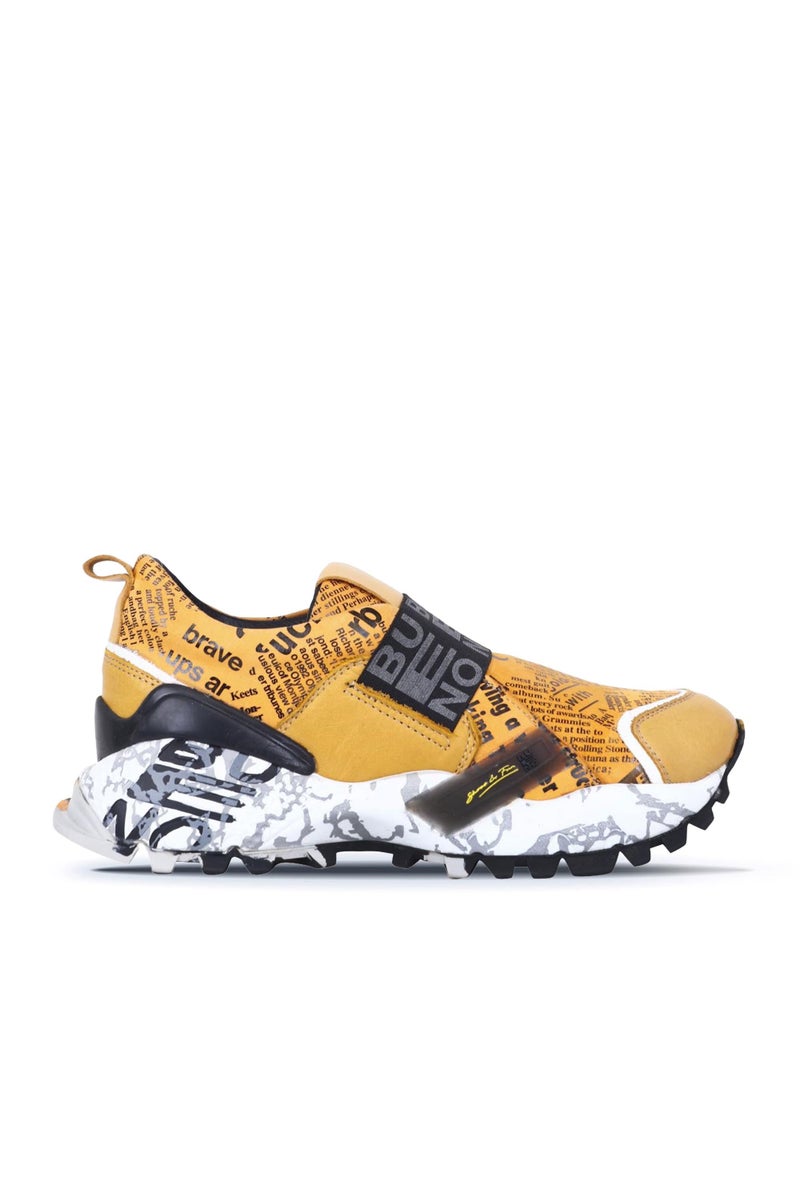 Bueno Women's Sneakers - Image 1