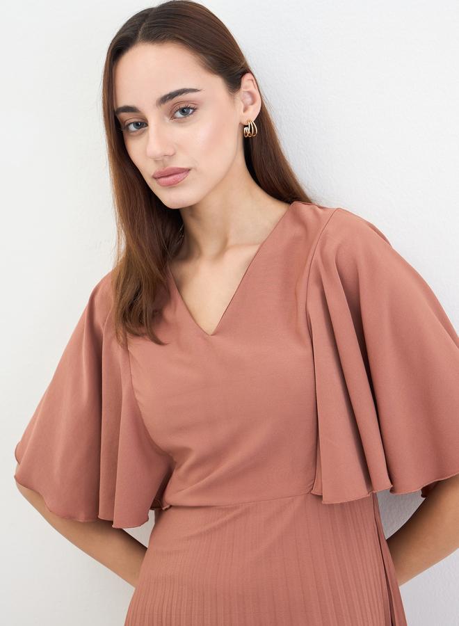 Styli Pleated Crepe A-Line Maxi Dress with Frill Sleeves - Image 3