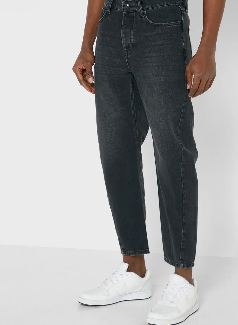TOPMAN Rinse Tapered Fit Jeans