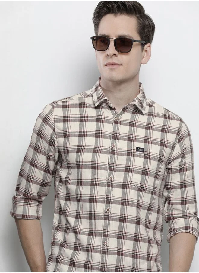 The Indian Garage Co Men Slim Fit Checkered Full Sleeves Spread Collar Casual Shirt