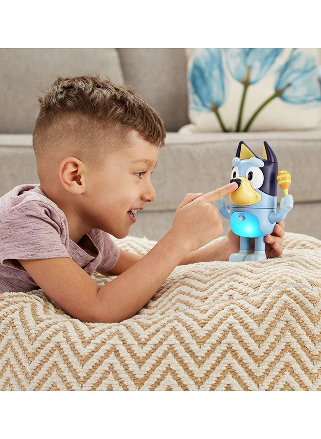 vtech بلو وشه بلوي (أزرق) | لعبة تفاعلية للأطفال مع موسيقى وأصوات وعبارات من البرنامج التلفزيوني، تعليمية | هدية مثالية للأطفال من 3 و4 و5 سنوات وما فوق - Image 3