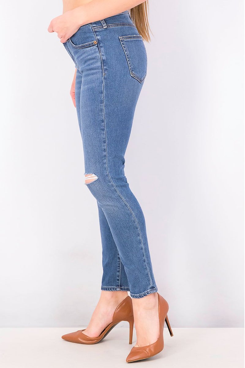 GAP Women Skinny Fit Ankle Cut Rip Jeans, Blue - Image 2