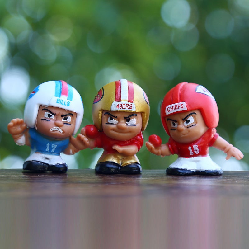 لعبة مصغرة للاعب كرة قدم أنمي - Image 4