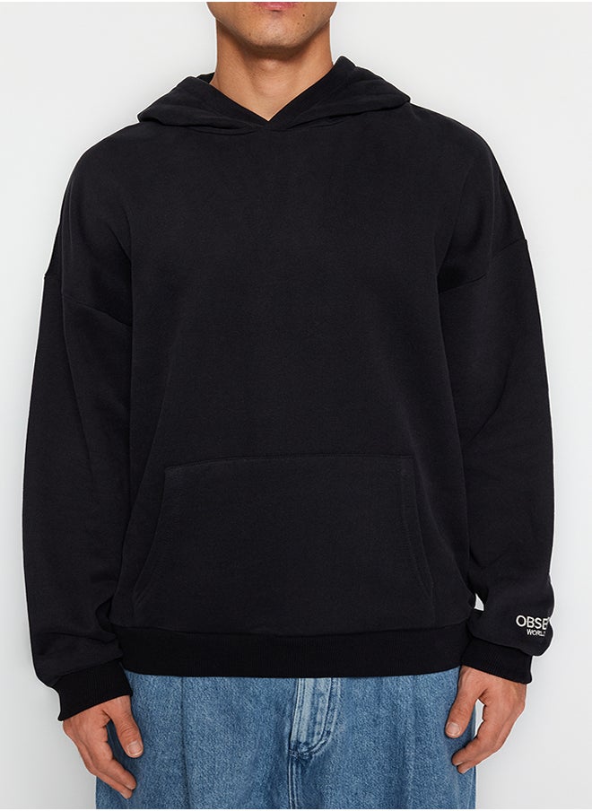 trendyol Black Oversize/Wide Cut Embroidered Label Soft Fabric Thick Sweatshirt TMNAW24SW00031  - Image 4