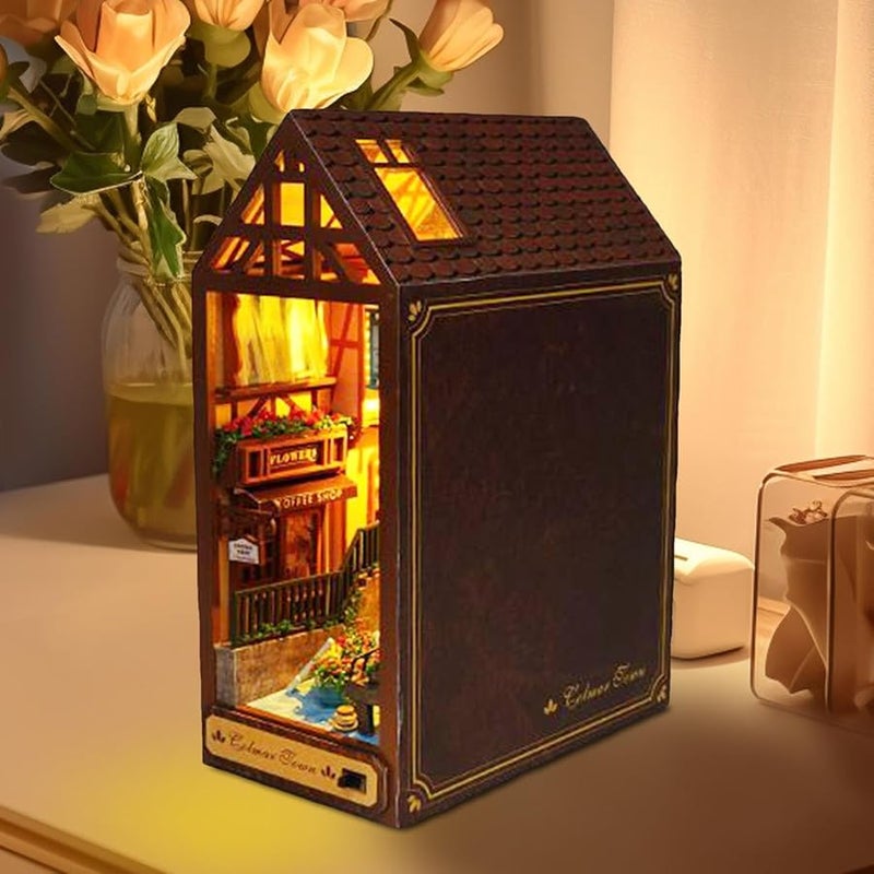 مجموعة نموذج منزل ثلاثي الأبعاد من الخشب مع إضاءة LED للأطفال والكبار لتزيين المنزل - Image 3