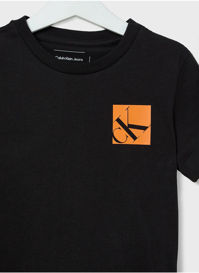 كالفن كلاين جينز Youth Essential Logo T-Shirt
