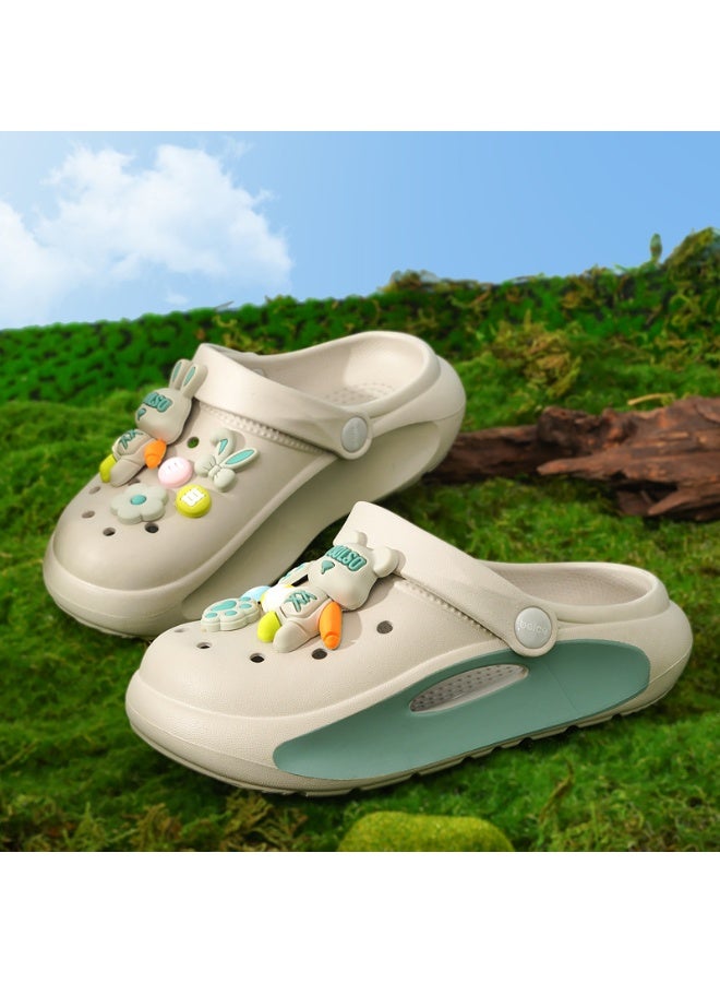 أحذية صيفية للأطفال لعام 2025 - صندل كرتوني لطيف بمقدمة مغلقة