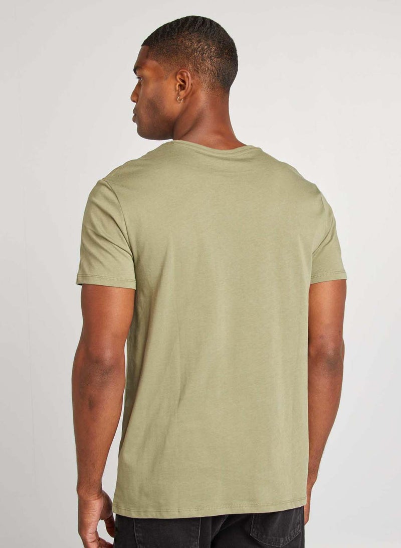 Kiabi plain-jersey-straight-t-shirt-lichen-green - Image 3