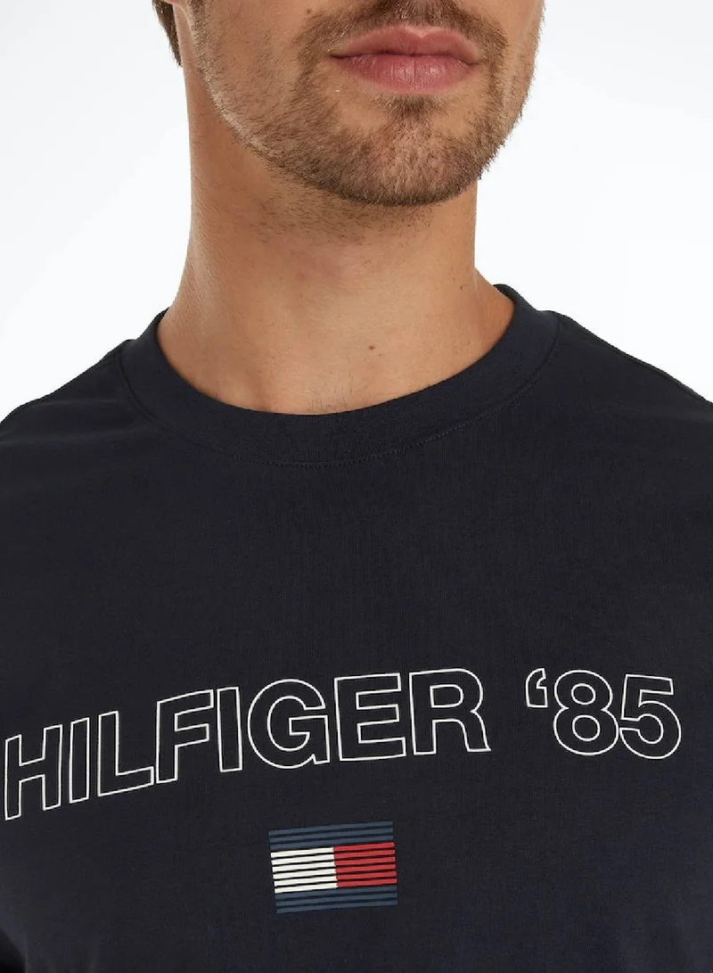 TOMMY HILFIGER Men's Hilfiger 1985 Collection Featuring a Crew Neck T-Shirt - Cotton, Blue