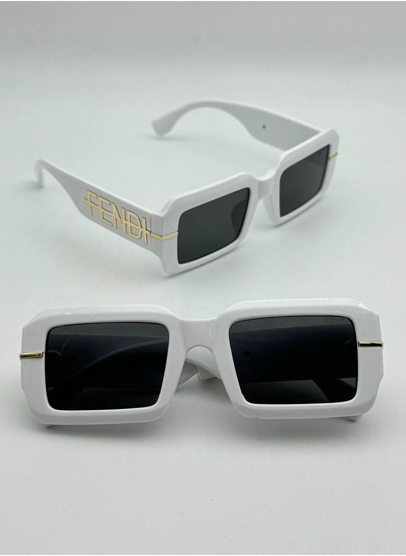 Fendi - Sunglasses for protection from the sun - white - Image 1
