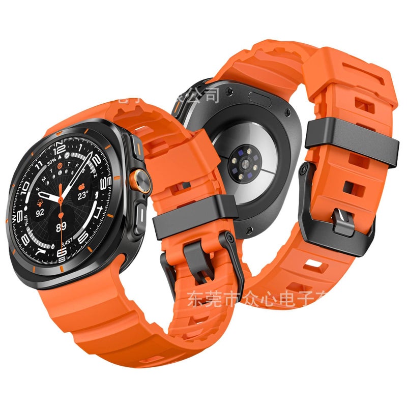 سوار ساعة ذكية رياضي من السيليكون متوافق باللون فضي قابل للتعديل مع Samsung Galaxy Watch 44/45/47mm بملاءمة قابلة للتعديل وحزام ناعم للاستبدال اليومي - Image 2