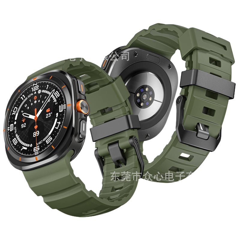 سوار ساعة ذكية رياضي من السيليكون متوافق باللون فضي قابل للتعديل مع Samsung Galaxy Watch 44/45/47mm بملاءمة قابلة للتعديل وحزام ناعم للاستبدال اليومي - Image 1