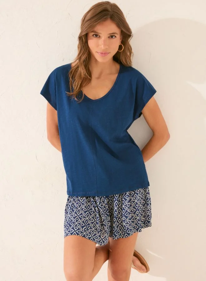 ومن سيكريت تي شيرت أزرق بريق بأكمام قصيرة