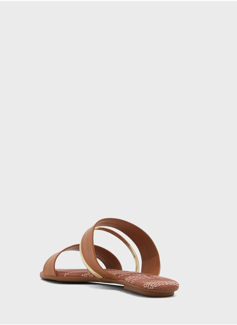 Beira Rio Mikaya Sandals