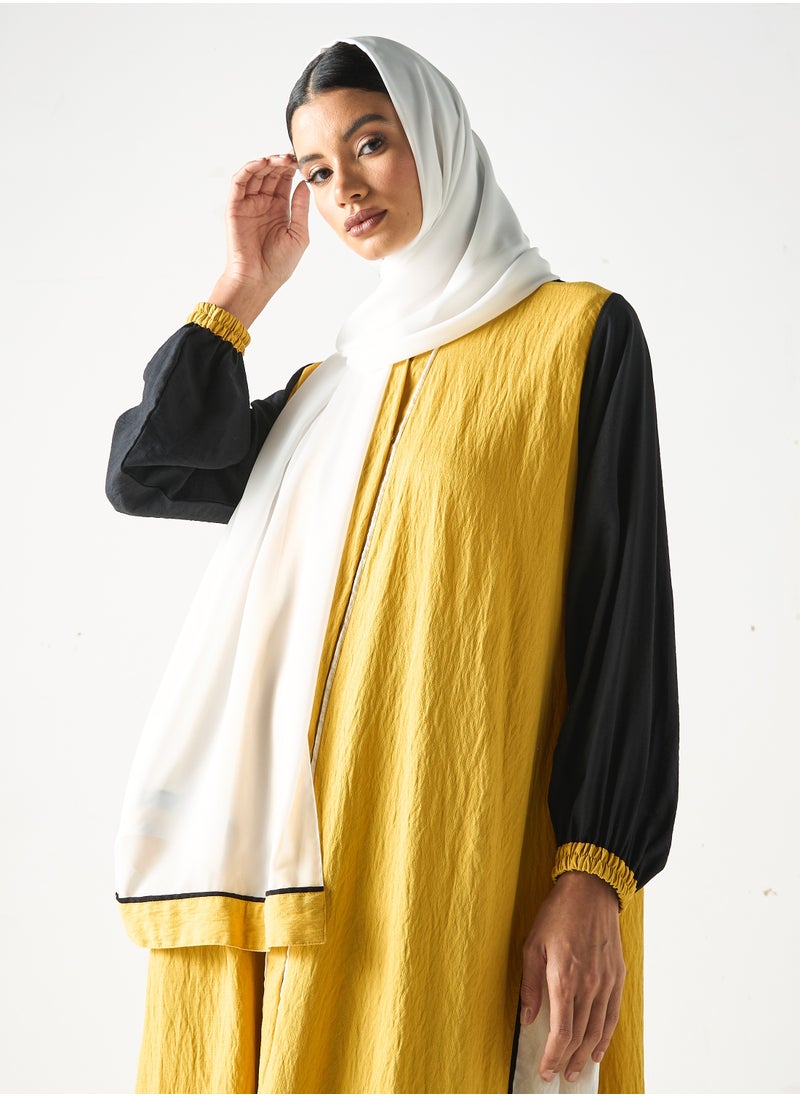 Two Toned Abaya with Hijab - pzsku/Z706EFD04E08183666369Z/45/_/1737304641/3f7d0d16-6d7a-414b-9c22-db8e8d450113