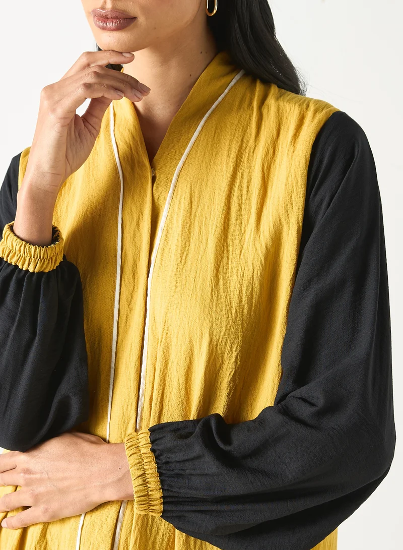 Hadiyath Al Madinah Two Toned Abaya with Hijab