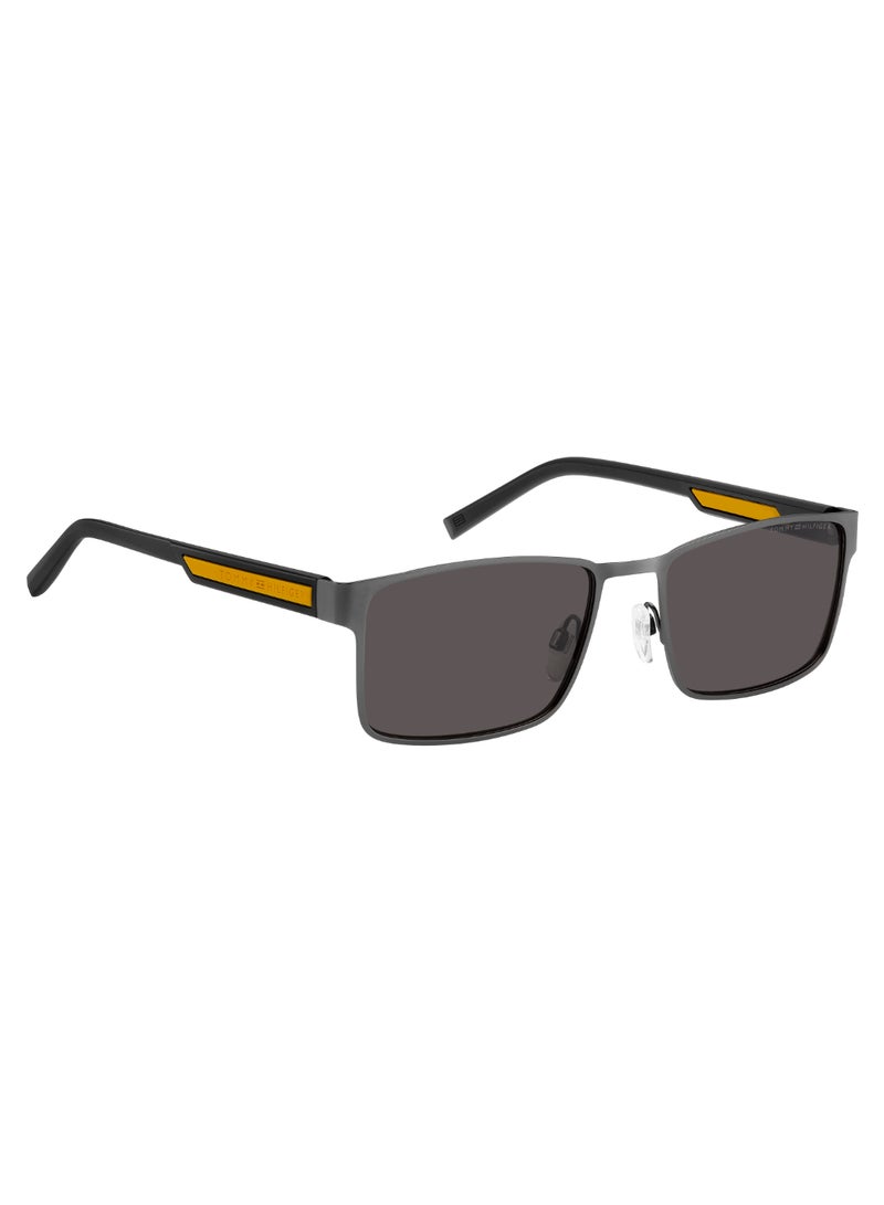 TOMMY HILFIGER Men's UV Protection Rectangular Shape  Sunglasses TH 2087/S GREY 40 - Lens Size: 39.6 Mm - Mtrut Blk - Image 2