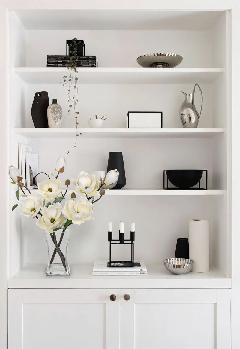 Briful Artificial Magnolia Flower Arrangement with Glass Vase, 18.5in White Faux Magnolia Flowers Fake Floral Centerpiece for Eleglant Home Office Room Table Shelf DÃ©cor - Image 5