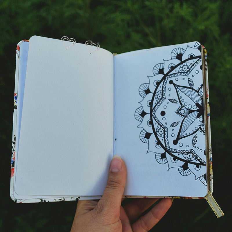 100 قطعة من مشابك الورق المعدنية على شكل قلب فضي للاستخدام في الديكور المكتبي والمنزلي - Image 5