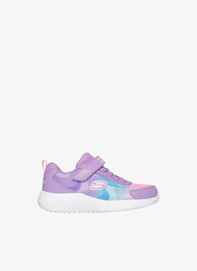 سكيتشرز المقفز الصغير