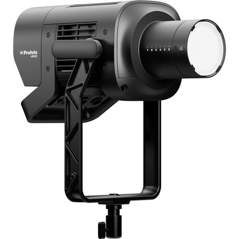 Profoto L600C RGB Mono-LED Light - Image 1