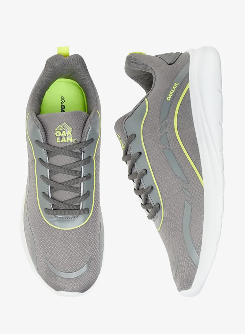 Men Mesh Sports Shoes with Lace-Up Closure