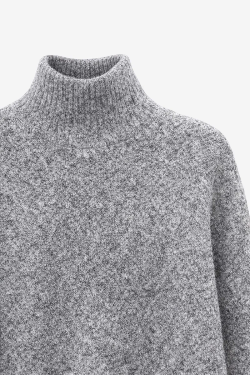 ميكسراي MIXRAY Oversized Ribbed Turtleneck Sweater