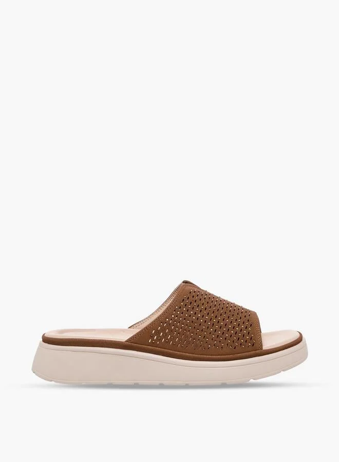 لو كونفورت Women Embellished Platform Sandals