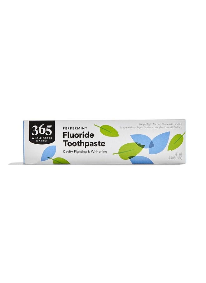 365 by Whole Foods Market , Fluoride Cavity Fighting And Whitening Toothpaste, 5.5 Ounce  - Image 1