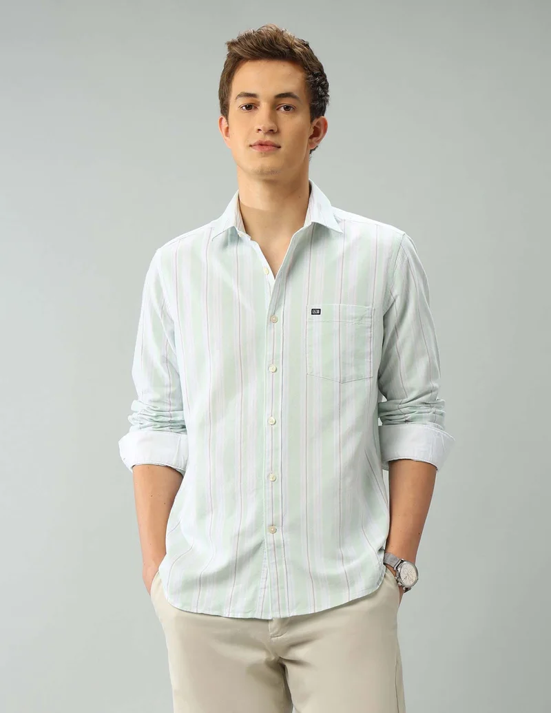 Arrow Air Soft Manhattan Slim Fit Vertical Striped Shirt