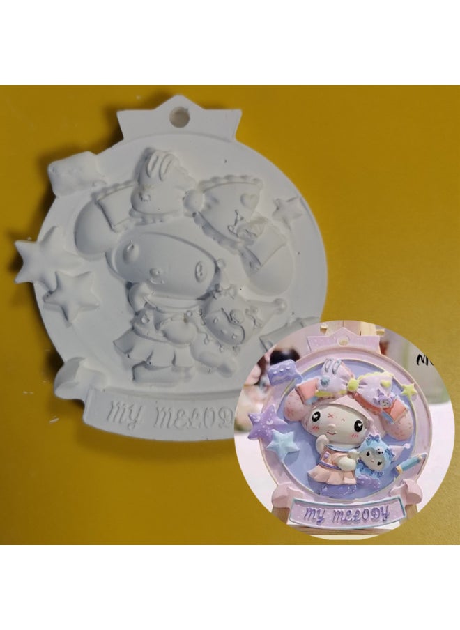xozgdovg Liou Kulomi Gypsum Relief Painting Pendant Children's Handmade DIY Graffiti Doll Cinnamon Dog Aromatherapy Listing-Color:Crown Melody Listing-1 White Embryo  - Image 1
